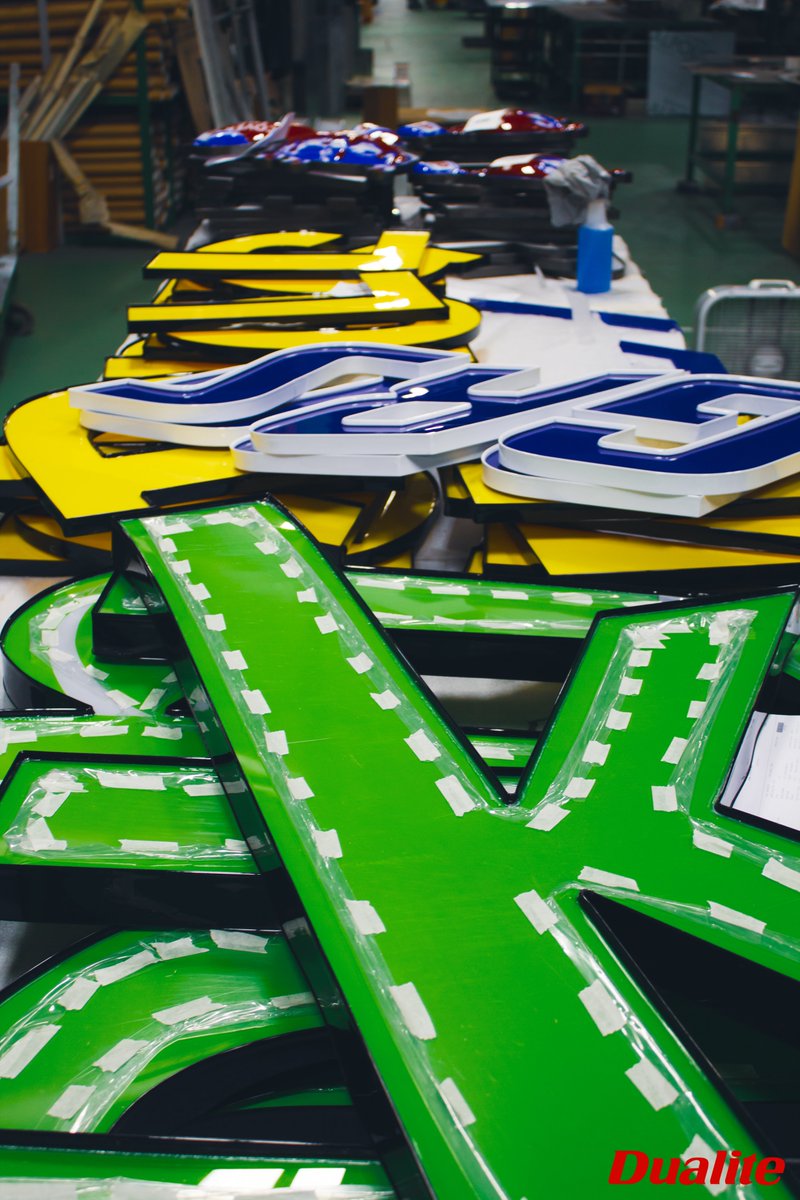 DualiteTweets's tweet image. 🏭Mass producing high-quality #SignFaces for #ChannelLetters – efficiency meets excellence! Our streamlined process ensures each piece is crafted to perfection, delivering stunning #Signage for multiple locations.🌐 Trust us for consistency and top-notch results! 💯