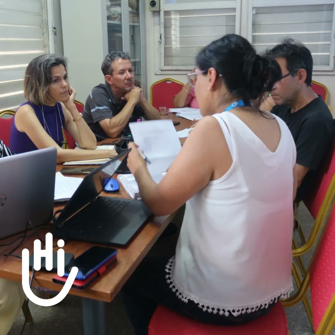 HumanityCuba's tweet photo. 📌 Lidia Pereira, especialista en inclusión económica para Humanity &amp; Inclusion a nivel regional, estuvo de visita en #Cuba recientemente. Realizó varias capacitaciones a quienes coordinan nuestros proyectos de #InclusiónLaboral, así como a otros actores locales https://t.co/Aag3dcG3yz