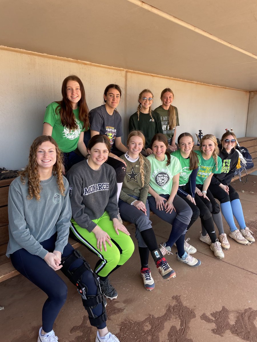 Monarch Softball tweet media