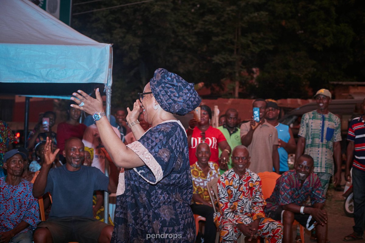 EstherUmoh10's tweet photo. PO and his wife arrives his hometown ahead of tomorrow’s elections. https://t.co/iUgG4saa5b