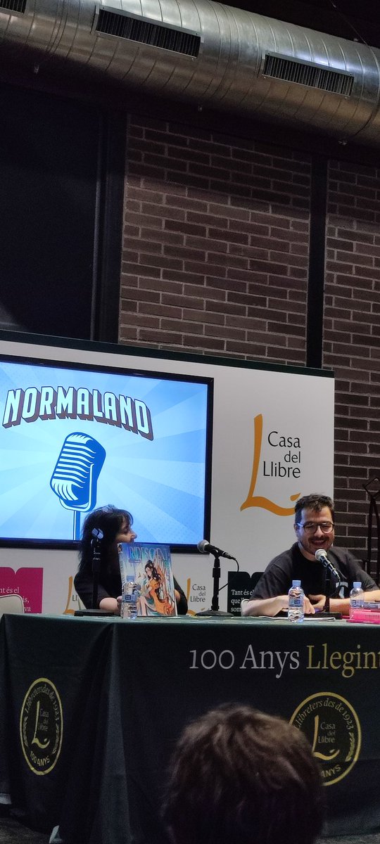 noentiendofinal's tweet photo. Muy chulo este #normaland en directo con grandes invitados y muchos regalos ; el primero de muchos ,os animo a ello @NormaEditorial https://t.co/g5dO9WRZ6n
