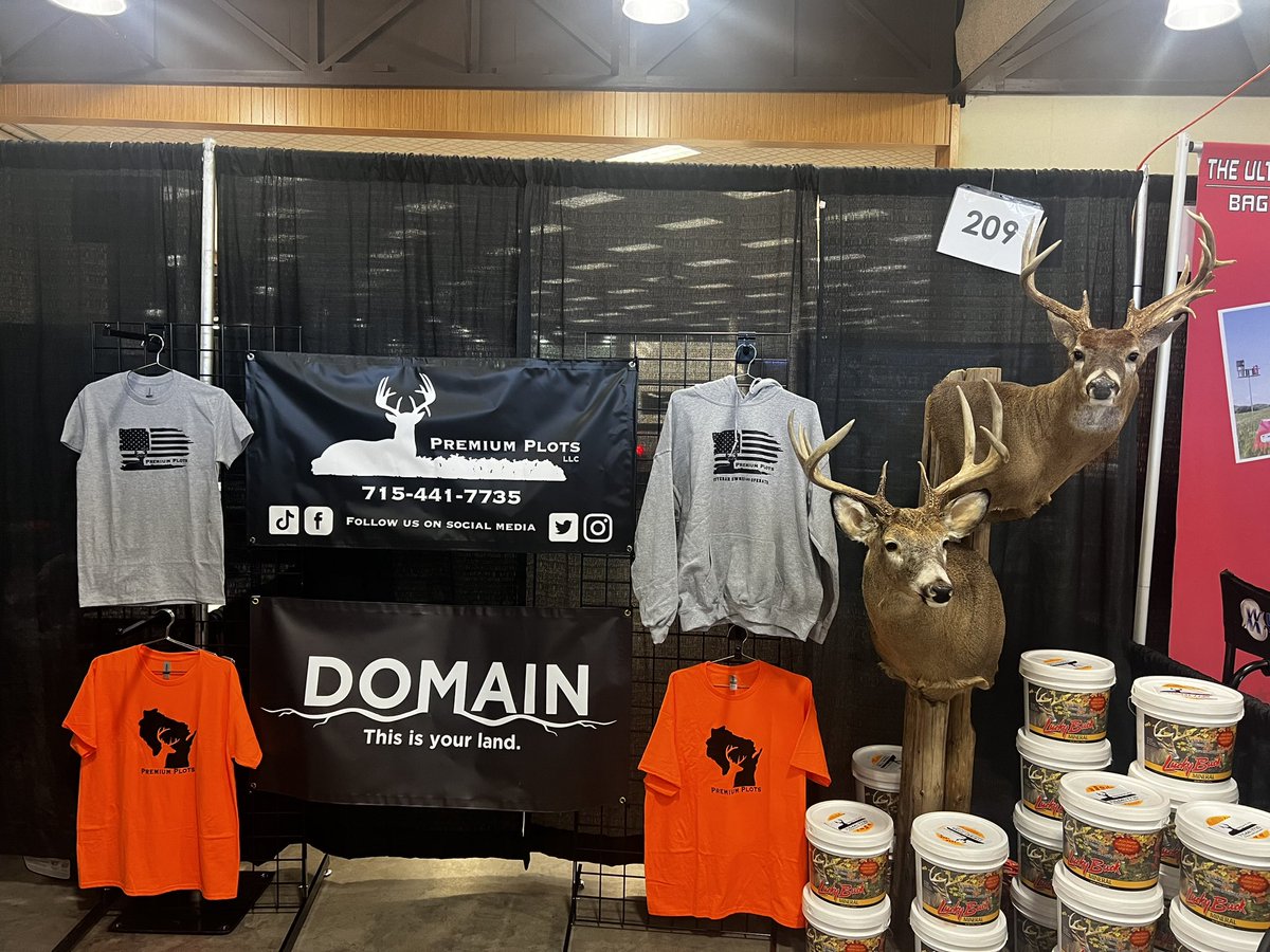 PremiumPlots's tweet photo. Finally all set up down in Eau Claire at the Chippewa Valley Expo Center! Come check us out at booth 209! 

Friday 3-8
Saturday 9-6
Sunday 9-4

#Wisco #Wisconsin #EauClaire #Hunting #Deer #deerhunting #foodplots #360huntingblinds #Domain #bowhunting #LuckyBuck https://t.co/HS9ZQ7UAtL