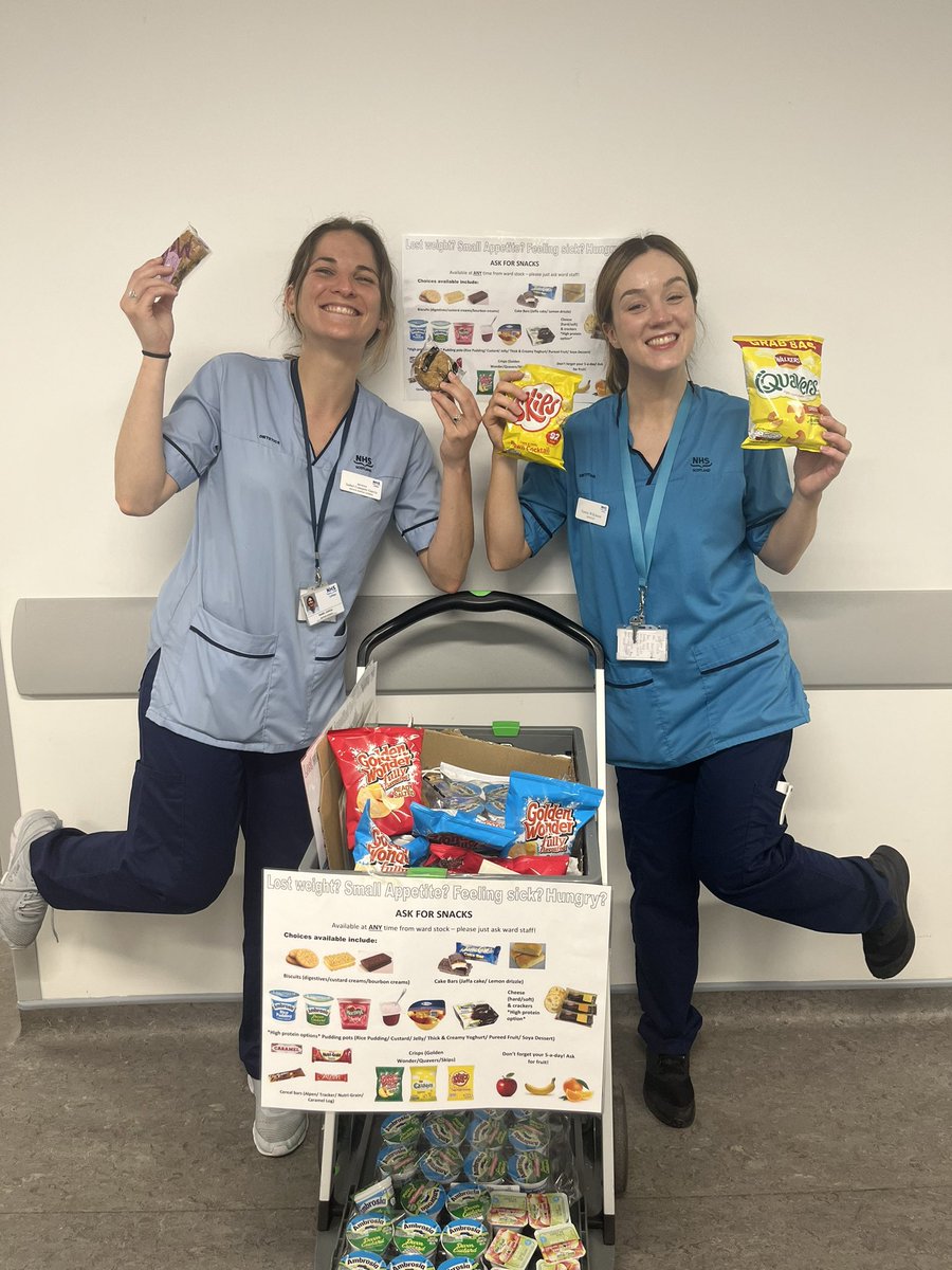 Aaand that’s a wrap! What a lovely #nutritionandhydrationweek with my colleagues in DCN, promoting the amazing snack menu we are lucky to have to patients & staff! #foodfirst @DCNNeuro @BDA_Dietitians @NHWeek @NHSL_Dietetics #trustadietitian