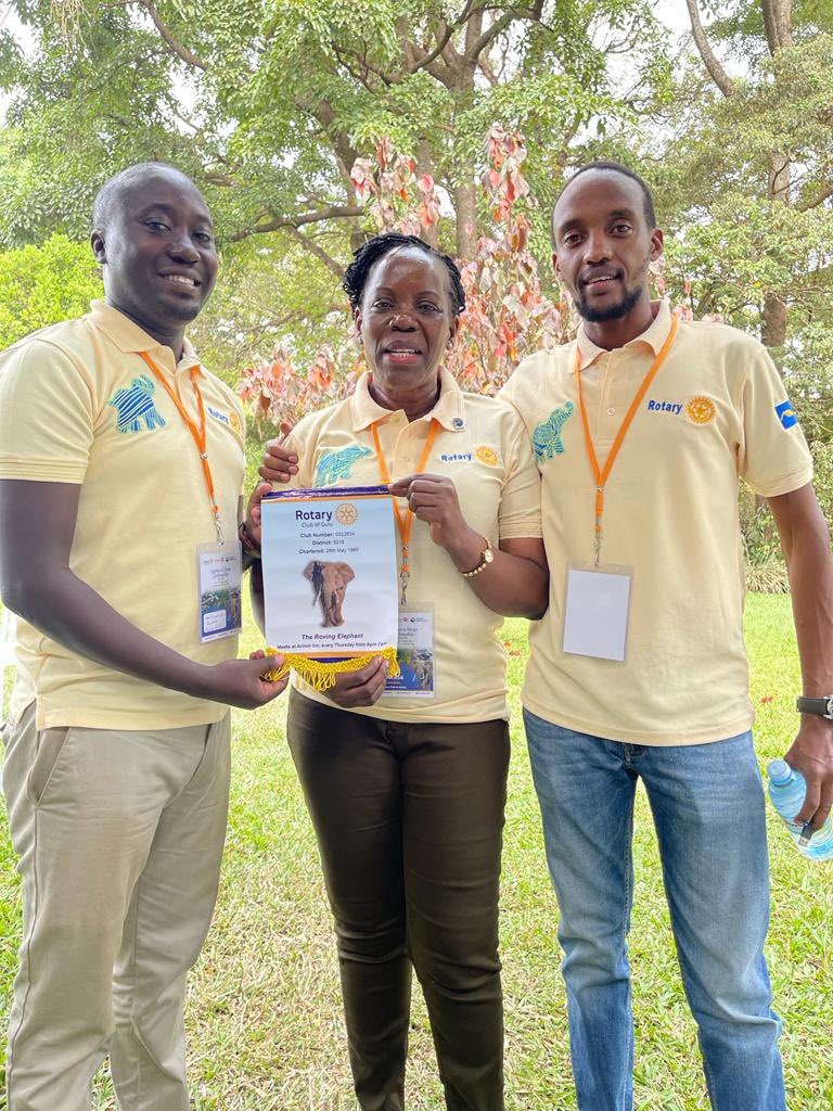 KimuliShafik5's tweet photo. Hello since its #RotaractWeek23 allow me leave this here as a member of @Rotaractsonde @RotaractD9213 and sponsored by @SondeRotary and mentored by @kanosug
#ItsTimeToJoinRotaract
#RotaractWeek23 https://t.co/QSDBW0m91w