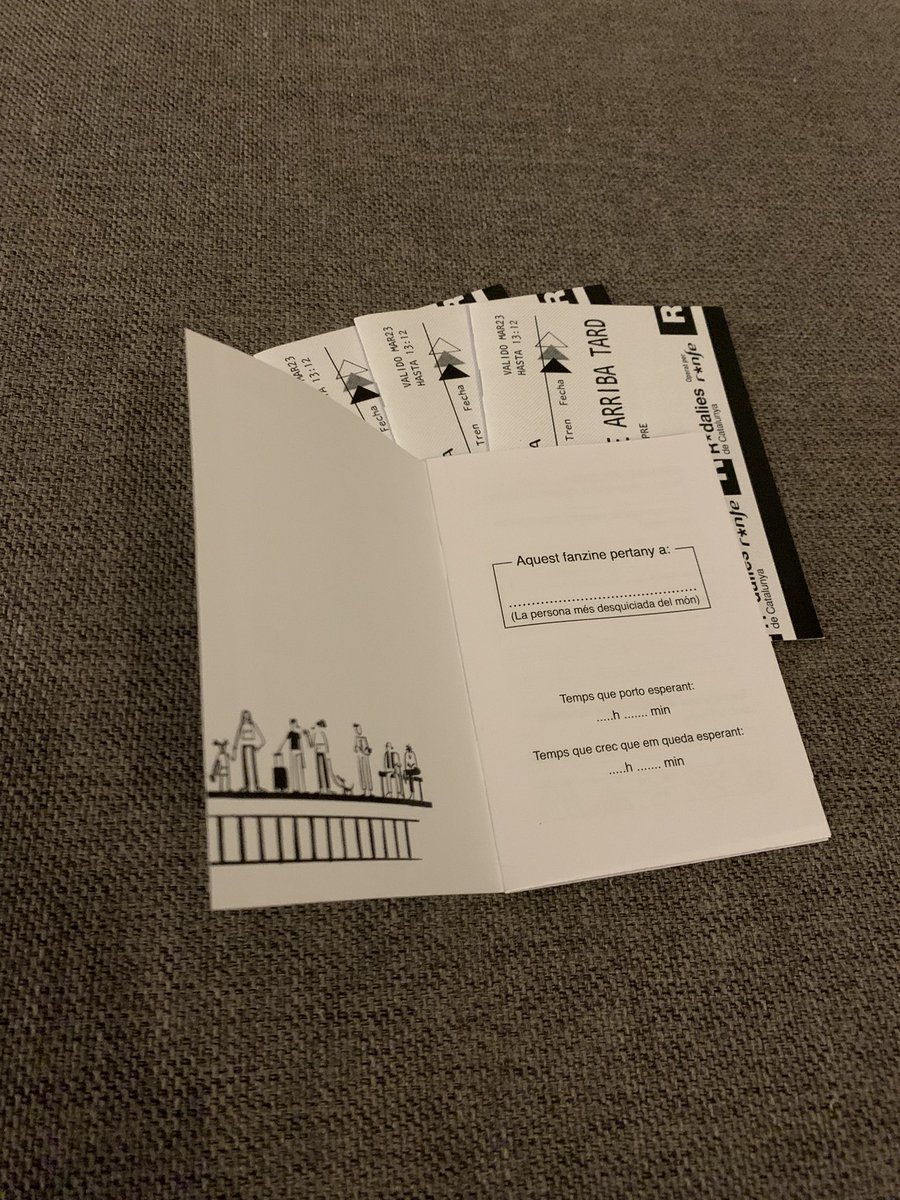 zanartuvdg's tweet photo. Avui m'he firat quatre meravellosos fanzines sobre la Renfe. Si el temps d'espera dels trens és or, aquests han sigut els 16€ millor invertits. Cortesia de @xiquismiquis! https://t.co/nqgDSvM0U3