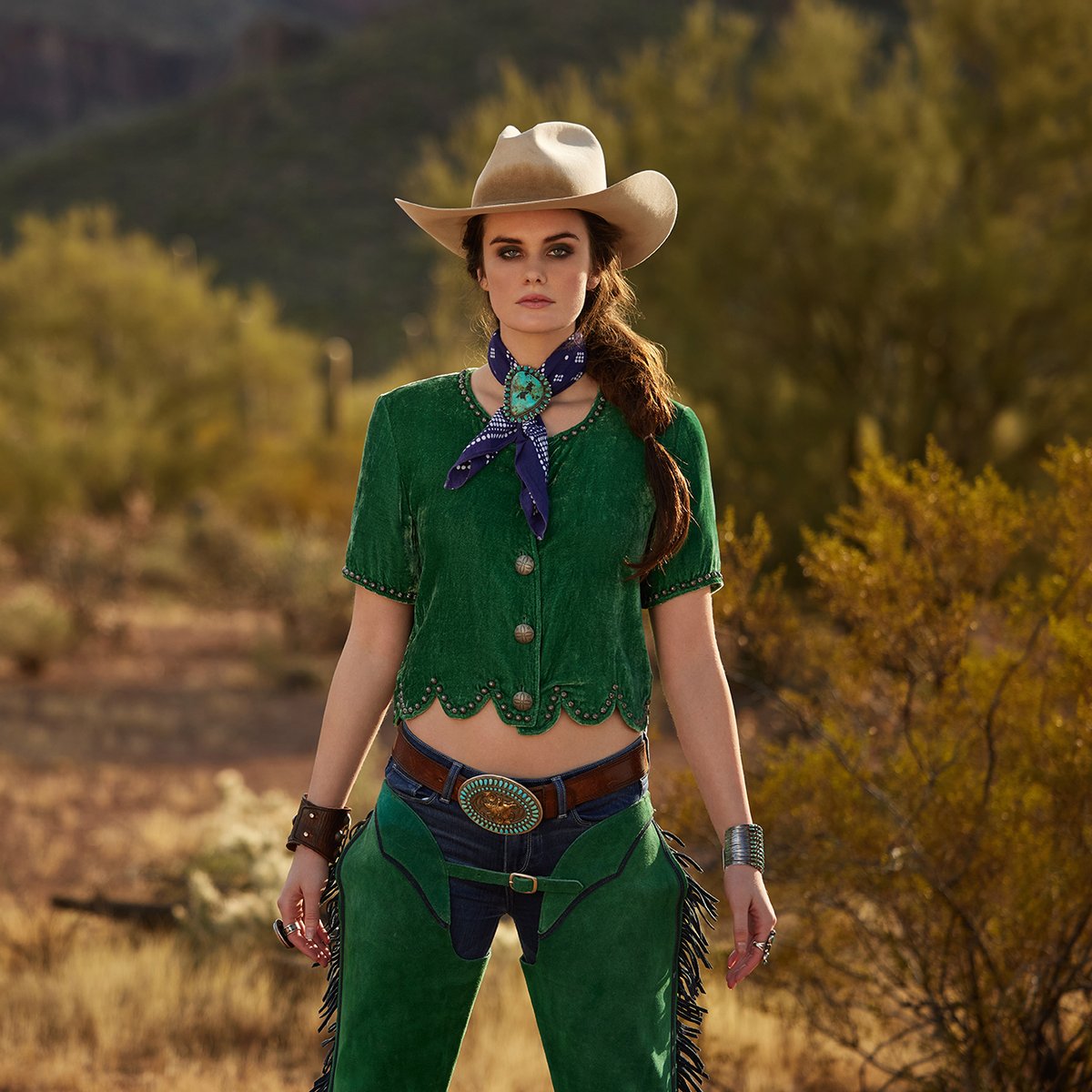 doubledranch_'s tweet photo. A velvet that's bright. Happy St. Patrick's Day π
.
.
.
πΈ : @mitchellfranz
#doubledranch #doubledaddiction #ddranchwear #ddr #experimentingwithcolor
#sombrero #paintedskirts #noveltyprint #turquoiseobsession #leatherjacket #senorita #cactus#cactuslover https://t.co/qdPT20NYa2