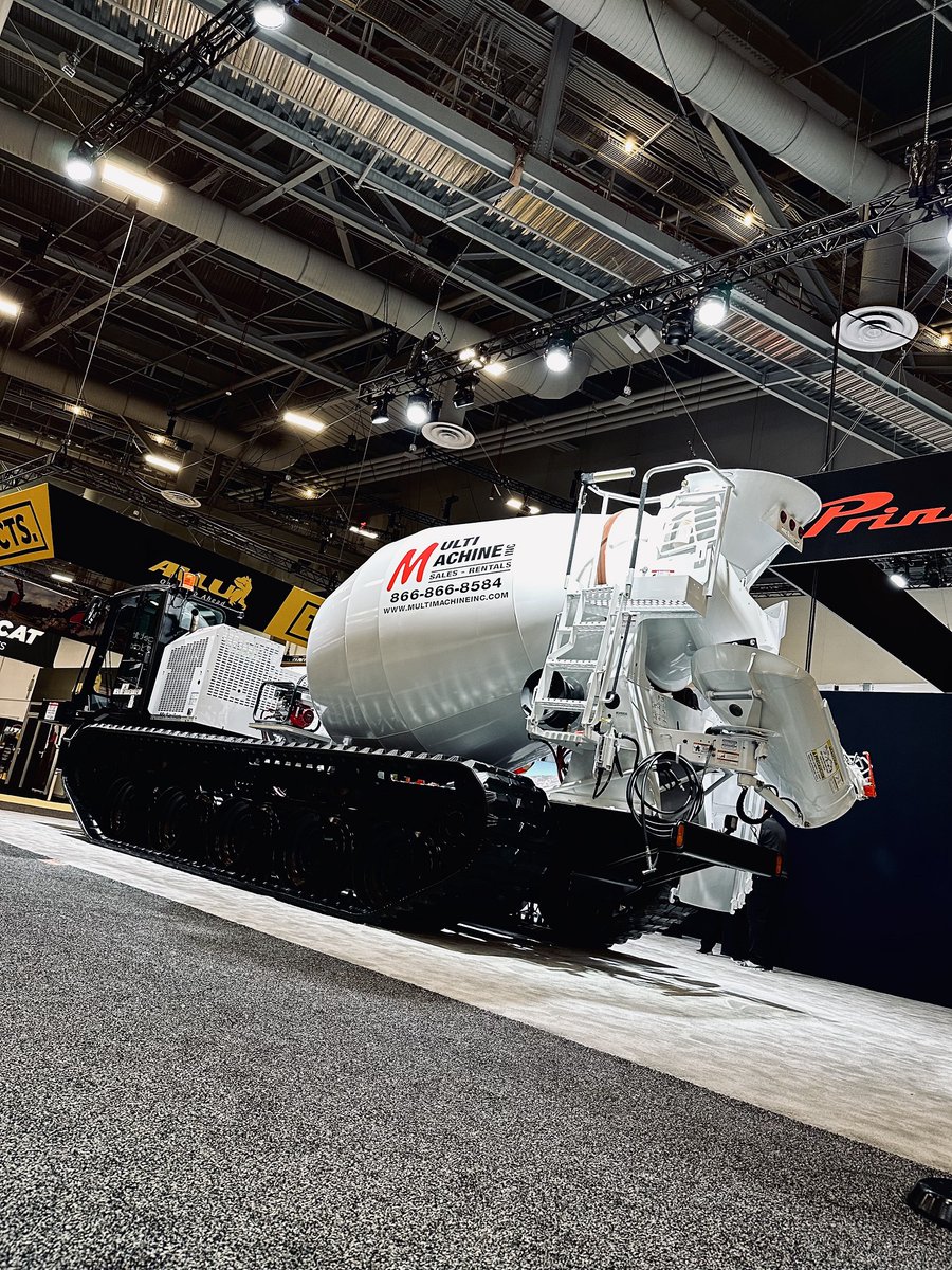RevolutionMixer's tweet photo. Don't miss this Tracked Mixer at @conexpoconagg! McNeilus partnered with Prinoth & Multi-Machine to create a custom mixer body to meet Multi Machine's need for an off-road concrete placement vehicle for their rental fleet. #McNeilusMixers #TeamMcNeilus #DrivingInnovationForward https://t.co/AUlWkrMkZx