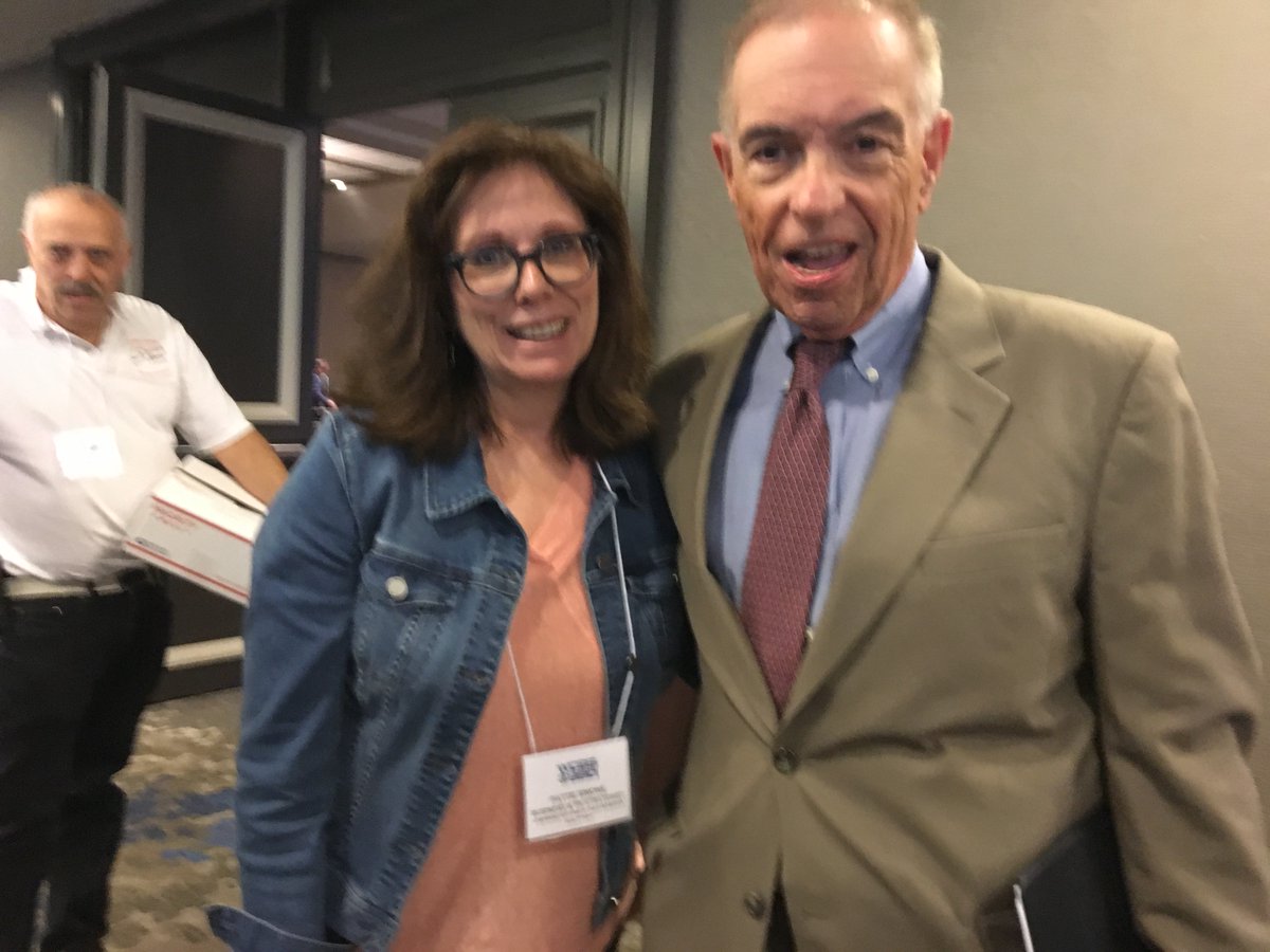 PattieSimone's tweet photo. @NeilACarousso @JoeConnollybiz @wcbs880 @paulmurn @WayneCabot @Audacy @AudacyCorp Congrats on your retirement Joe! Will really miss your smart, pithy insight and biz tips from other successful business owners. Wishing you all the best in your next adventure! https://t.co/XueVktdb9u