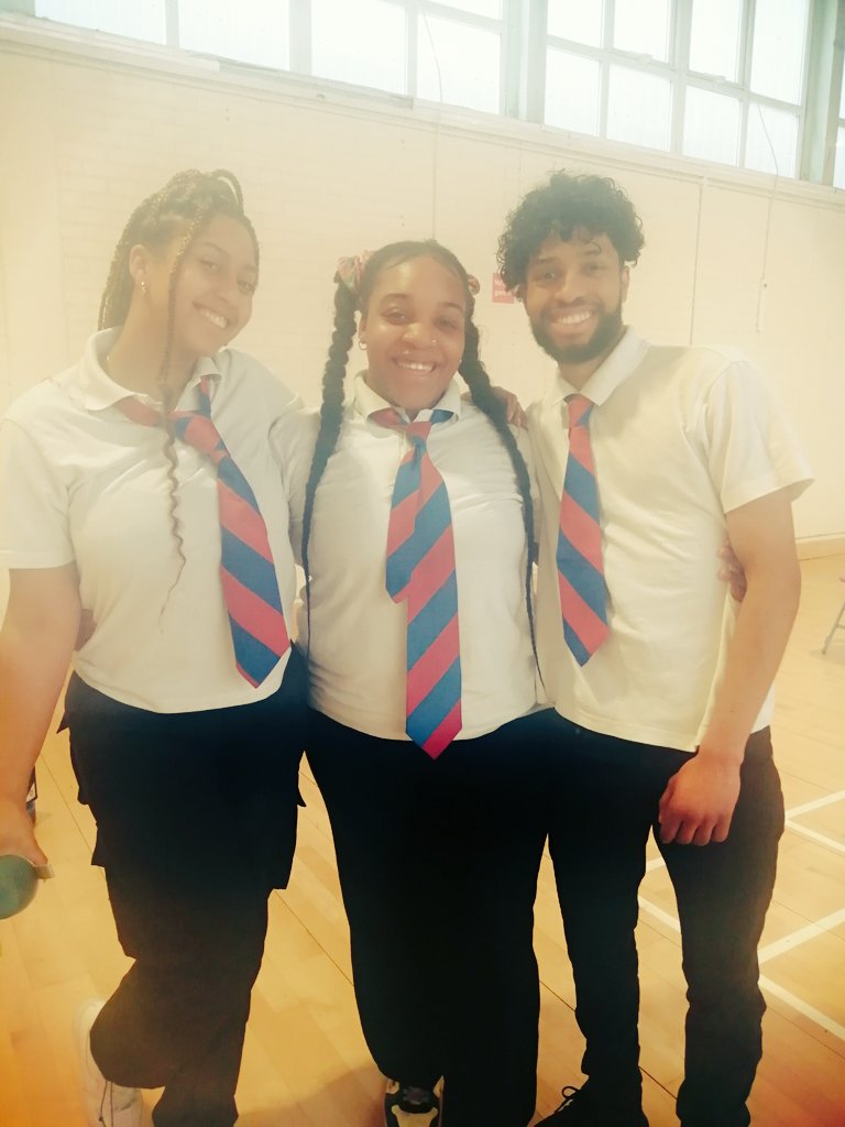 RccCareers's tweet photo. Fantastic performance today from @UpFrontThCo to our year 9 students. Thank you so much. #theatreeducation #performingarts #pshe https://t.co/dXH97Y0IOI