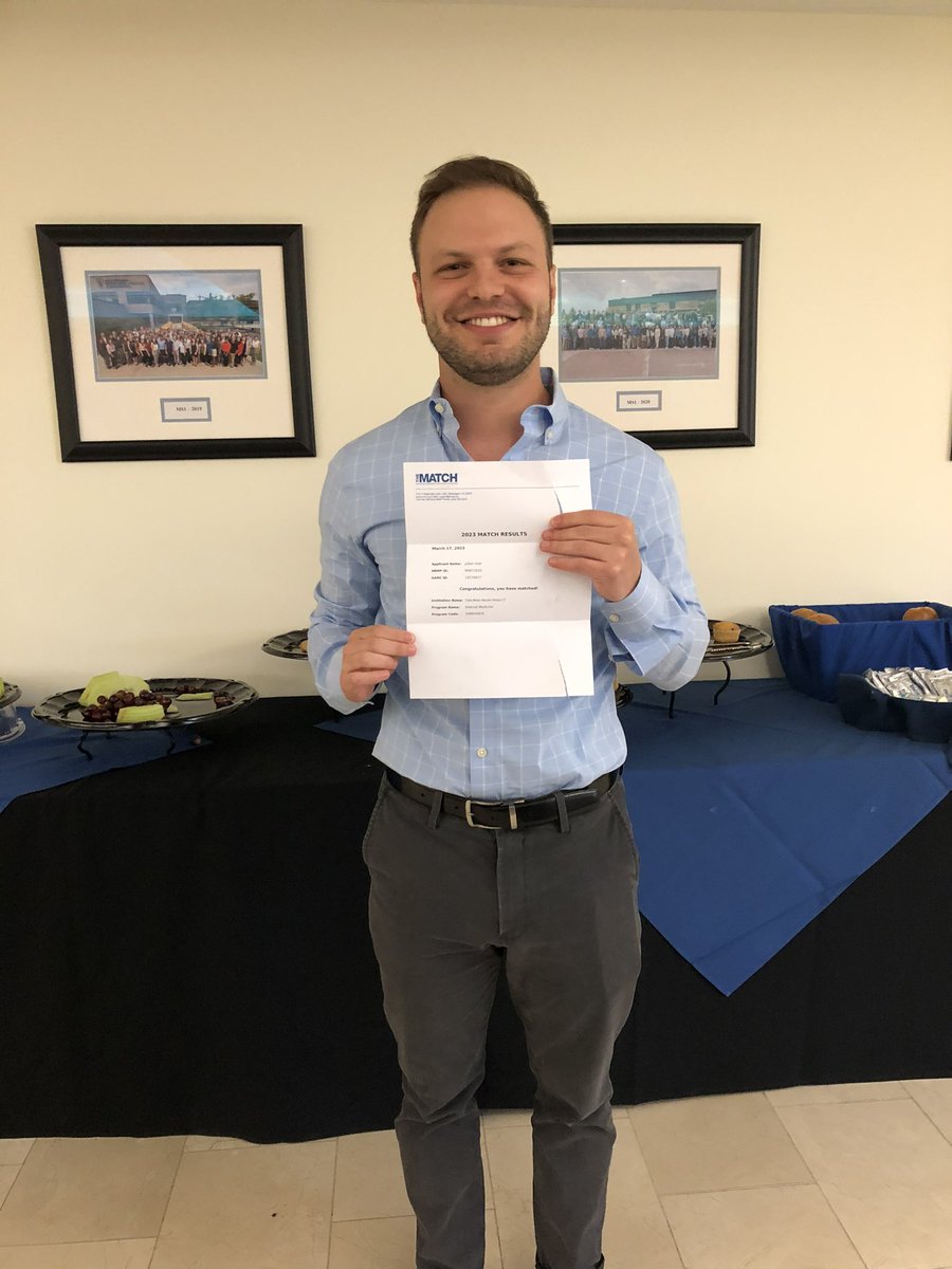 Julian Azar tweet media