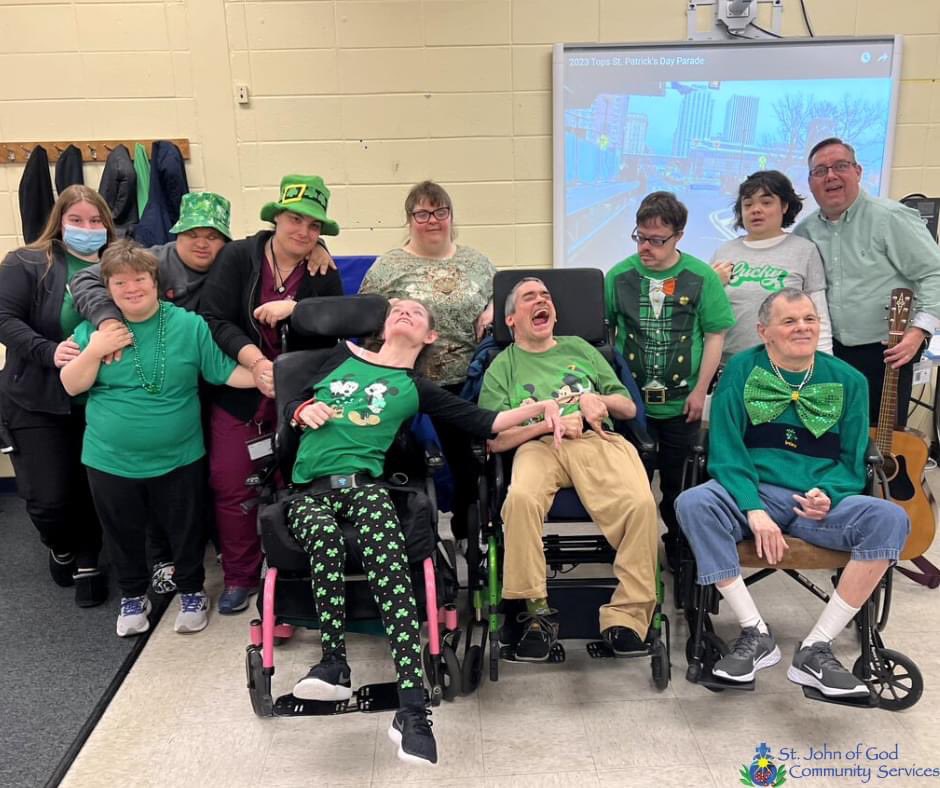 SJOGCSWestville's tweet photo. Happy St. Patrick's Day! 🍀💚🇮🇪

Fun Fact: Today we also celebrate our history here at SJOGCS as five brothers hailed from the shores of Dublin, Ireland, to the harbor of NYC in 1965. Little did they know that their hard work and sacrifices would turn out so well! #SJOGCS #DoGood https://t.co/Go6cttwtkv