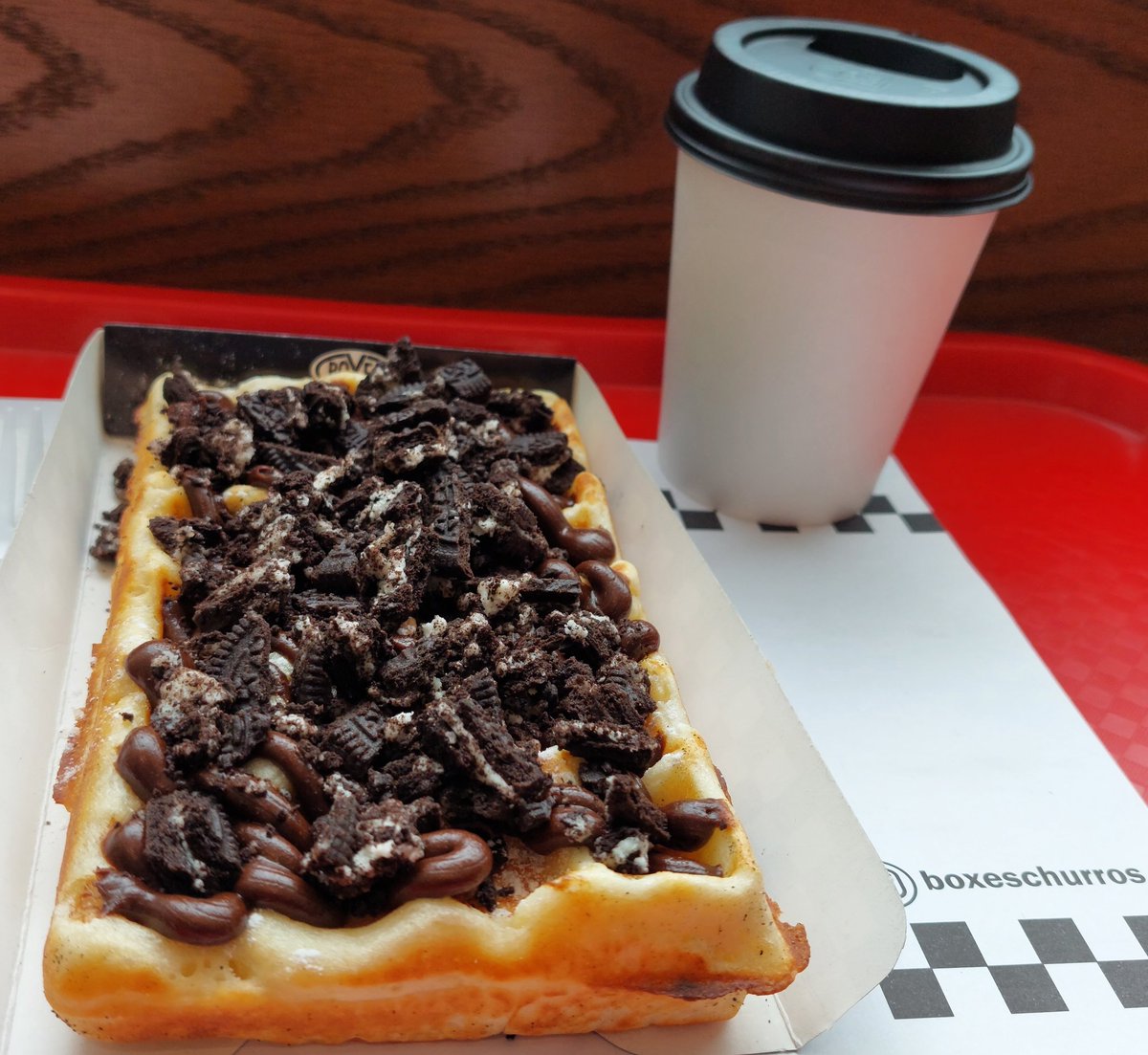 digucker_'s tweet photo. Snack of the day: oreo waffle and hot chocolate!
#foodblog #foodstagram #foodblogger #foodlover #foodpics #food #foodphotography #foodporn #foodlove #foodies #foodlovers #instafoodie #instafood #instafoodgram #oreolover #oreowaffle #wafflelove #waffles #hotchocolate https://t.co/p7gdNkqjP9