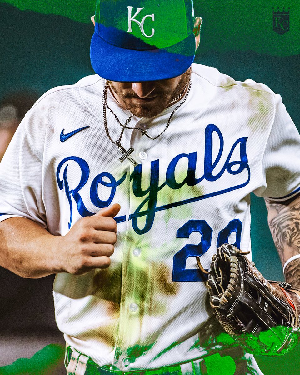 losroyalskc's tweet photo. ¡Feliz #StPatrickDay de parte de #LosReales! ☘️ https://t.co/RdGnkD0KEg