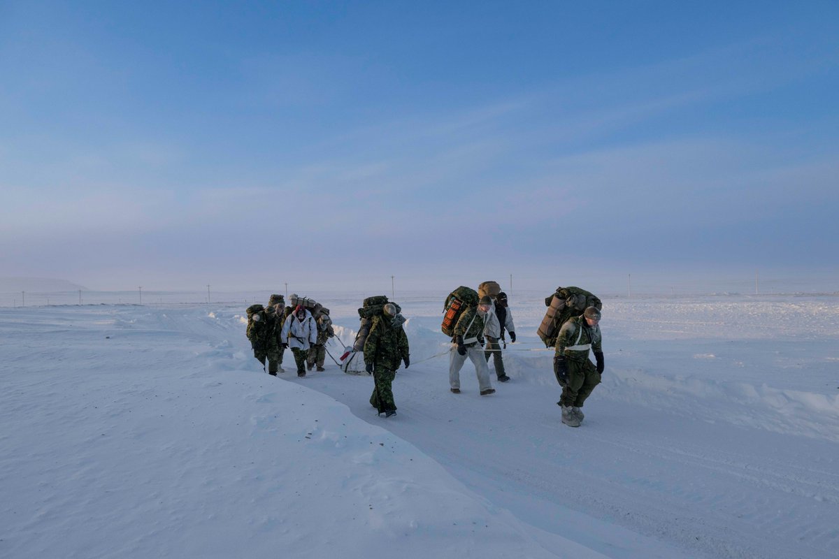 Army_Comd_Armee's tweet image. Ex GUERRIER NORDIQUE, happening now in Nunavut, prepares Regular and Reserve Force troops for cold weather and Arctic operations. In every environment, we are #OneArmy. #StrongProudReady.