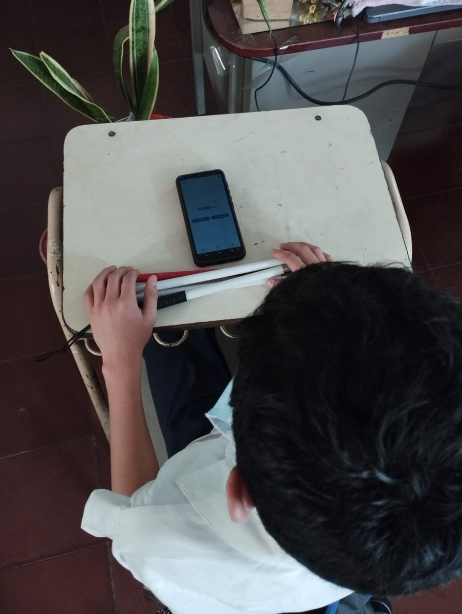MyFirstBitcoin_'s tweet photo. Tenemos algo muy bonito que compartir...
Hoy tuvimos a nuestro primer alumno invidente!
Él maneja su teléfono y cartera de #Bitcoin sin ver, solo con comandos de voz.
Ya recibió sus primeros sats! #ElSalvador 👏😎💡⚡️ https://t.co/YWihzDf2el