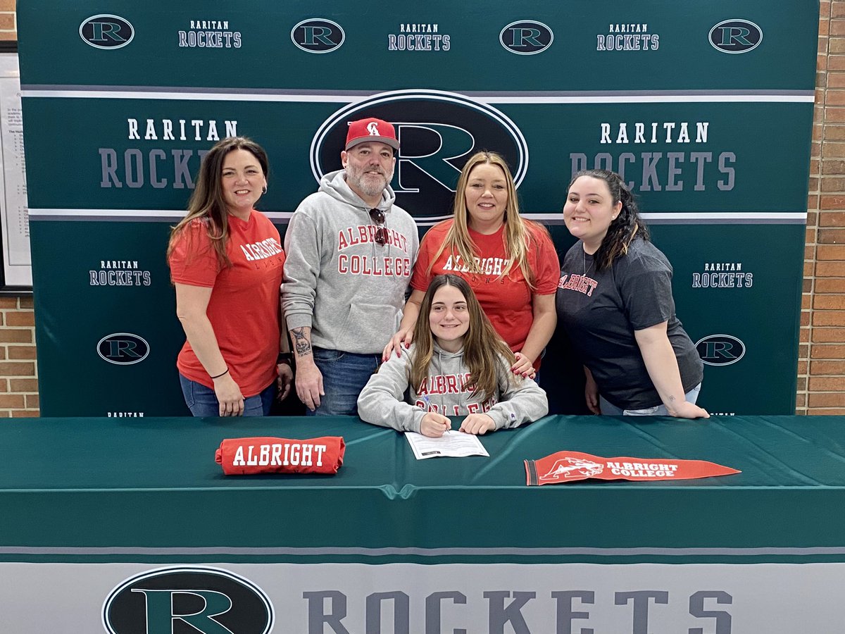 RaritanSports's tweet photo. Congratulations to Grace Landante who will be continuing her academic and athletic career playing softball at Albright! Bravo https://t.co/k9mSteUp6J