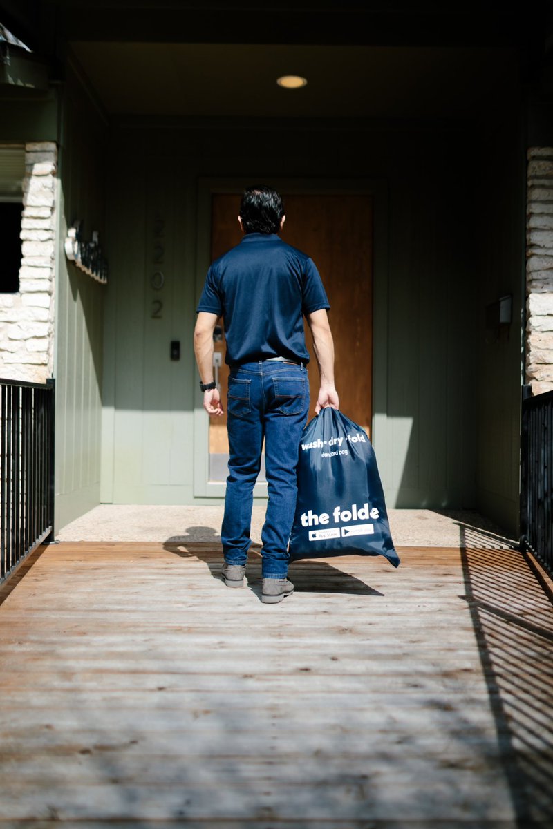 TheFolde's tweet photo. Our drivers are professional, full-time W2 employees. No contractors, no gig-workers, no unlivable wages, We're a laundry service you can trust! https://t.co/xyUvAHsgxl https://t.co/bDI0LcHdwV