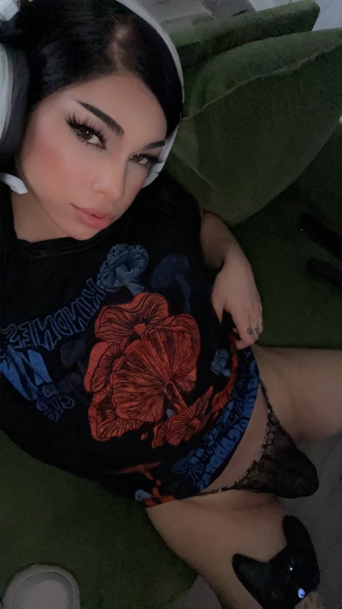 TSjaded's tweet photo. i got bored, who wants to play with my joystick 🕹️ instead ? 🍆🤍  https://t.co/nCeP7YRjMI

#ts #tsporn #tsonlyfans #latina #gamer #girldick https://t.co/gy0H7i8D1W