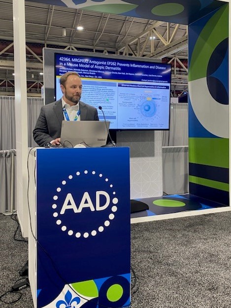 Enjoying the exchange of novel data here at #AAD23!  
Check out our new data further interrogating the potential utility of #MRGPRX2 antagonism with EP262.  
escientpharma.com/escient-pharma…