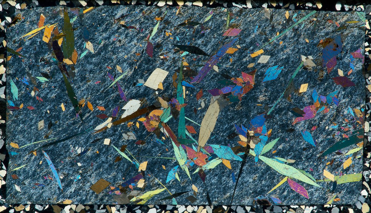 SpectrumPetro's tweet photo. Full slide scan of tremolite porphyroblasts in a highly serpentinized ultramafic rock. 

We're now offering a full slide scan service for $5 per thin section. https://t.co/NNnsObGZiF

#thinsection #geology #fullslidefriday #spectrumpetro #thinsectionthursday #thinsection #geology https://t.co/swPGLJ9zAE