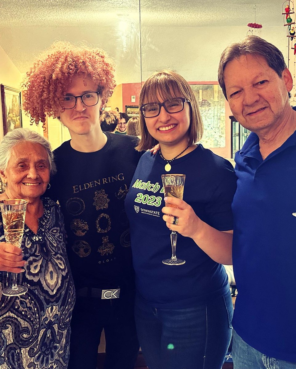 DianaMGonzale11's tweet image. So happy to celebrate such a joyous occasion and the beginning of the next chapter of my journey with my loving and supportive family 🥰 #pedsmatch2023 #FutureFAAP #LatinasInMedicine