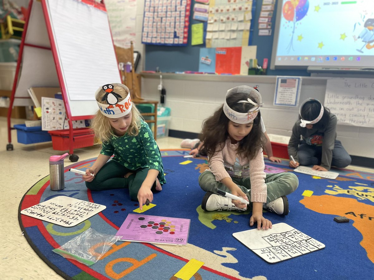 ghazanfar_rozal's tweet photo. Look at these proud Mathematicians celebrating getting to 100% on ST MATH by playing their favorite math games. @BaileysES_FCPS @STMath  #mathrockstars https://t.co/5e48je4sTJ