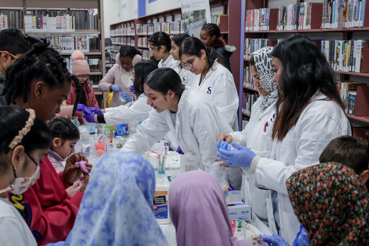 SheridanFAST's tweet photo. For some March Break fun, the Sheridan Chemistry Club visited the @BramptonLibrary for a Creative Chemistry program. Check out some of the exciting activities we had, like slime, bouncy balls, lava lamps and volcanoes!

#InspiringTheYouth #Chemistry #sheridan https://t.co/5z5tW1kxVv