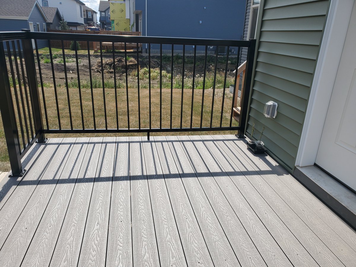 NorstrongServes's tweet photo. Gorgeous composite deck and railing for a client. We love doing composite and we do it well!

Book us for your next project!
https://t.co/n5axk0hfPs https://t.co/e5jjYXSHXq