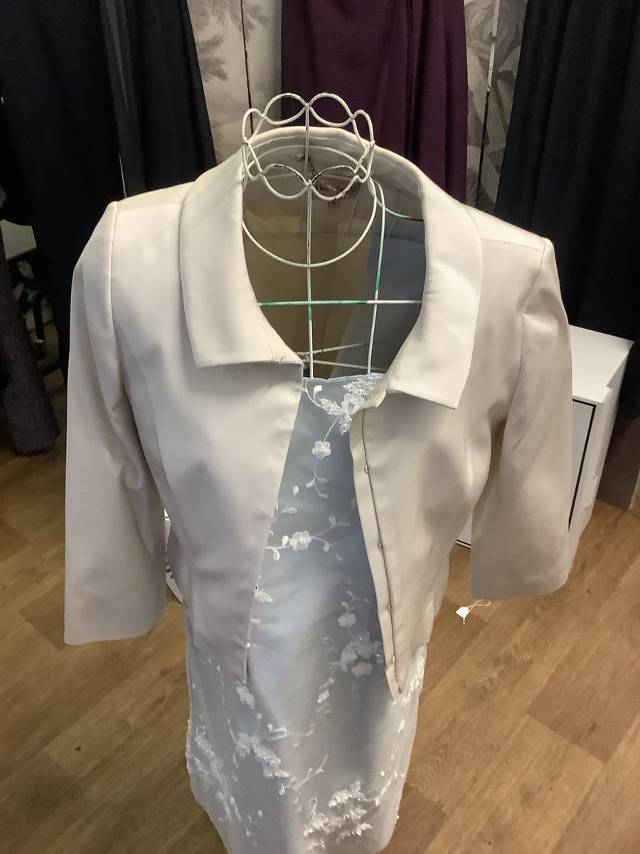 applebypreloved's tweet photo. Finish your outfit with our stylish range of jackets.
#jackets #appleby #applebypreloved why pay more https://t.co/kjTXGd60Mj