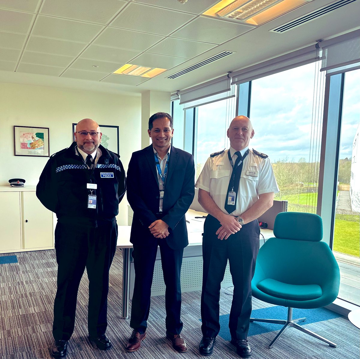 BhandaryNishan's tweet photo. And we continue the #partnershipworking with @gmpolice Thank you Rick & Simon for giving me this opportunity. Some very important topics- #PreventionHub #HateCrime #Section136
#ManchesterCareGroup https://t.co/pdE7Xoht6X