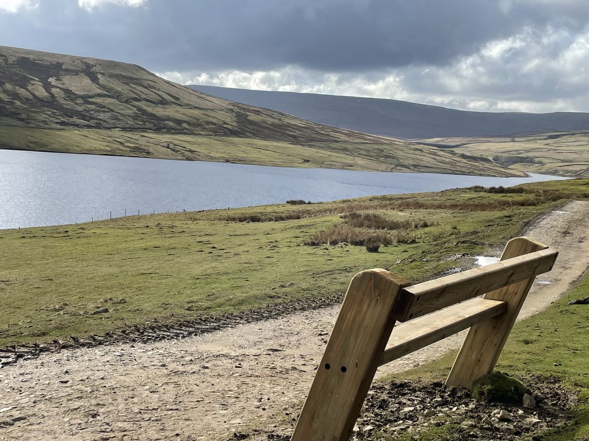 Wonderful bench found whilst walking around Scar House ⁦<a href="/MyFaveBench/">My Favourite Bench</a>⁩