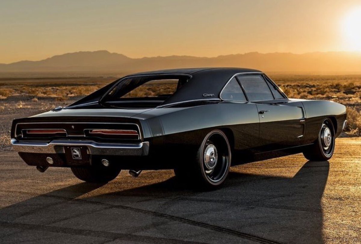arabasevdamiz's tweet photo. “Endamın yeter”
     1969 Dodge Charger https://t.co/C9JSNVziFg