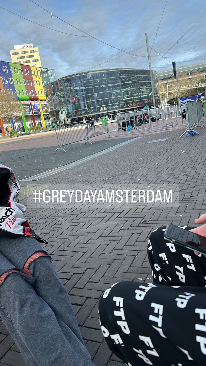 Kindawol tweet media