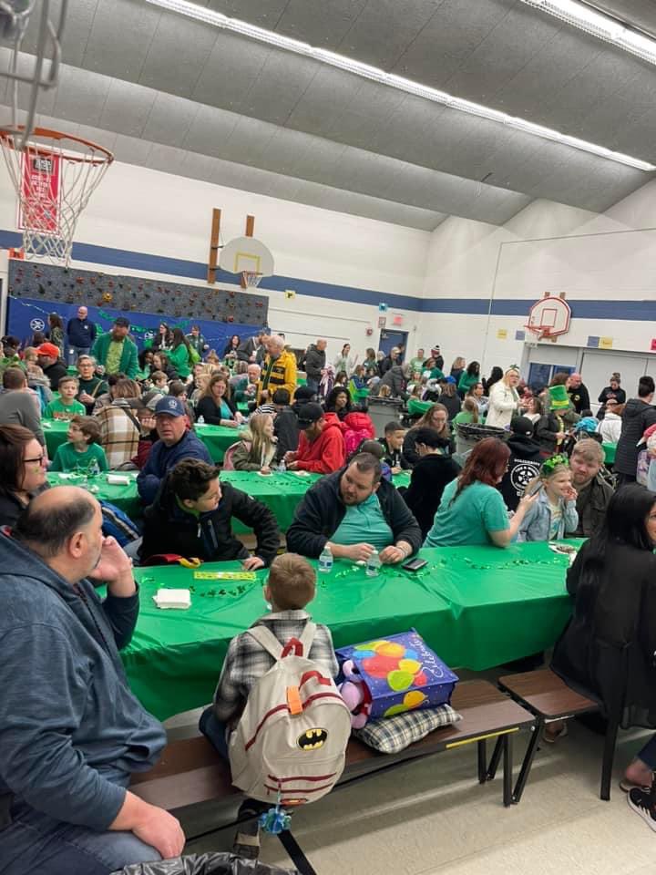 Donuts with Grownups was a SUCCESS!! 🍩☘️ #clevelandsoars #thankyouPTA @LivoniaDistrict