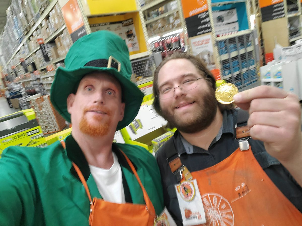 4653CXM's tweet photo. @Melibeachgirl @kmn293 @NotoKara @Patrici74222810 
St. Patrick's Day fun https://t.co/QpC26E74r1