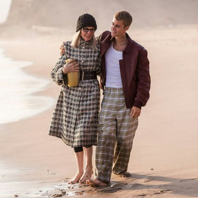 ibeliebersmx's tweet image. 📈| "Ghost" de Justin Bieber llega a los MIL MILLONES de reproducciones en Spotify y convierte a Justin en el único artista en tener 13 canciones con dicha cifra.