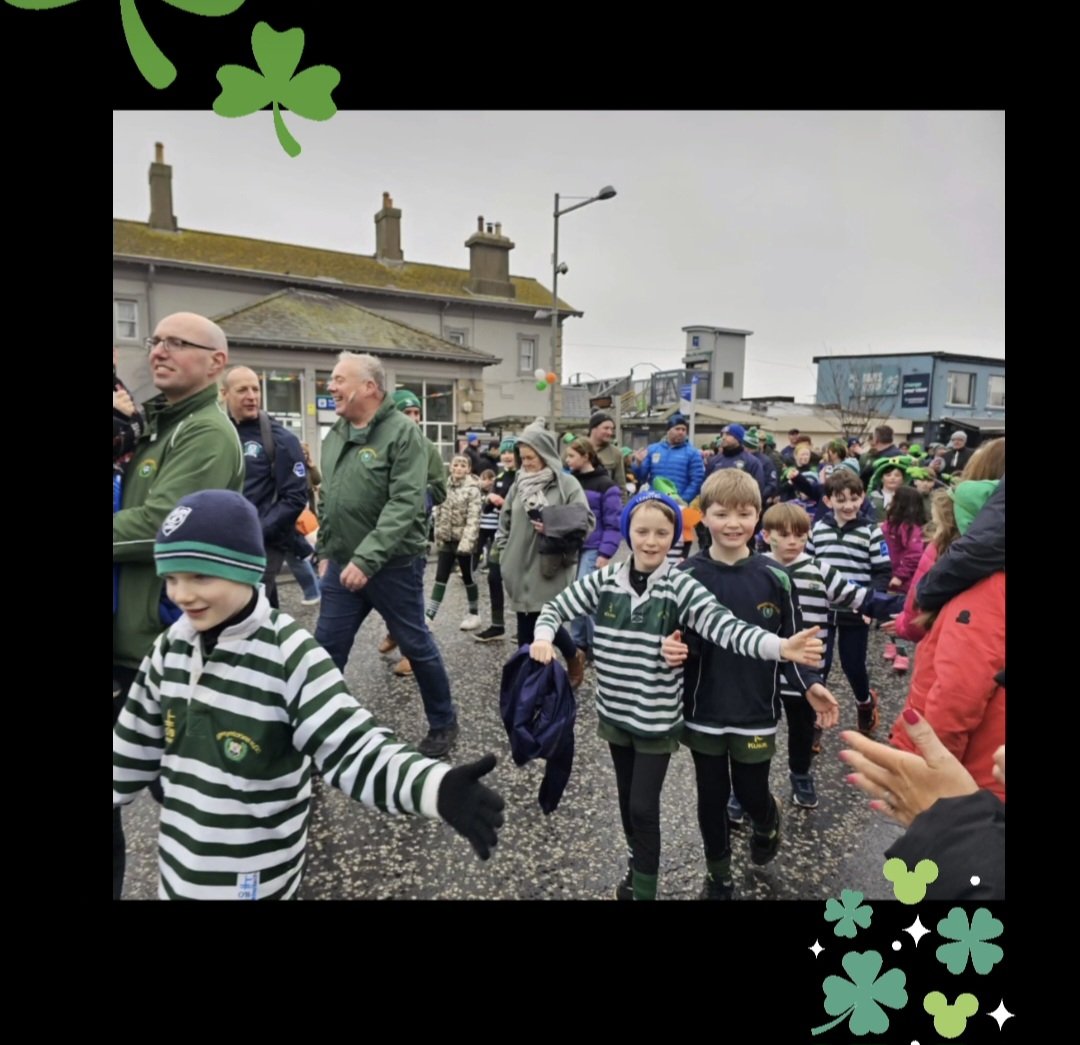 GreystonesRFC's tweet photo. Happy St Patrick's Day from #grfcMinis who rocked the Greystones parade today #localheros #fromMiniToMighty #FromTheGroundUp https://t.co/wH1LjW9dW5