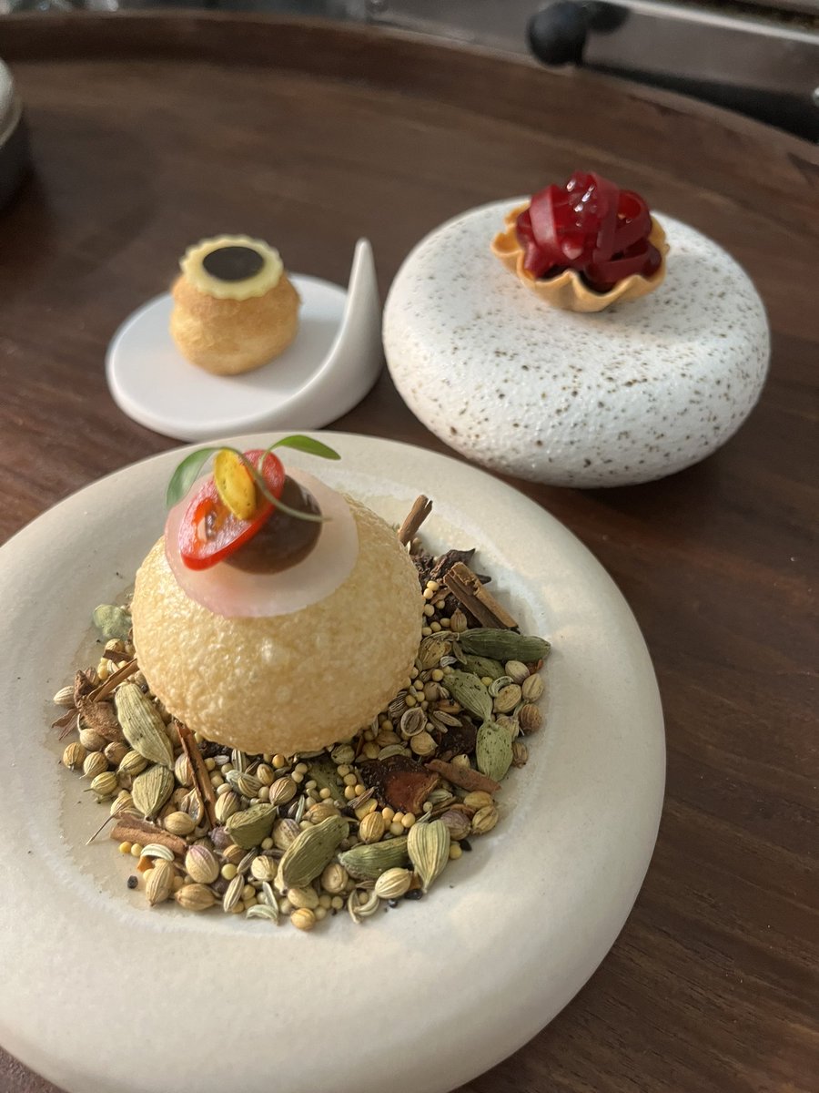 markjpoynton's tweet photo. Crab Pani Puri, beetroot and St Maure tart, aged Comte and truffle gougere leaving the pass @MarkPoyntonatCH for snacks on the menu https://t.co/1aO0Ot0sB1