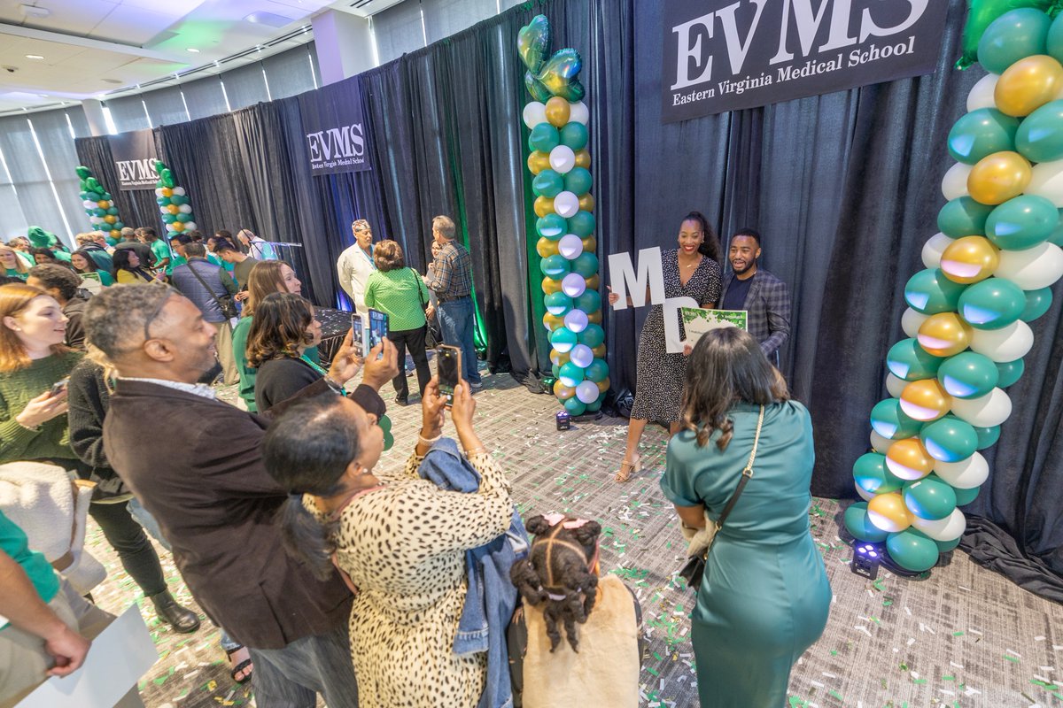 EVMSedu's tweet photo. Match Day is a day of celebration and excitement, and we couldn't be more proud of our medical students who matched today! Your hard work, dedication, and compassion are the traits that will make you exceptional physicians.

📸 https://t.co/nJ4tsCn9vW

#EVMSMatch2023 | #Match2023 https://t.co/0DvYeKx9Zy