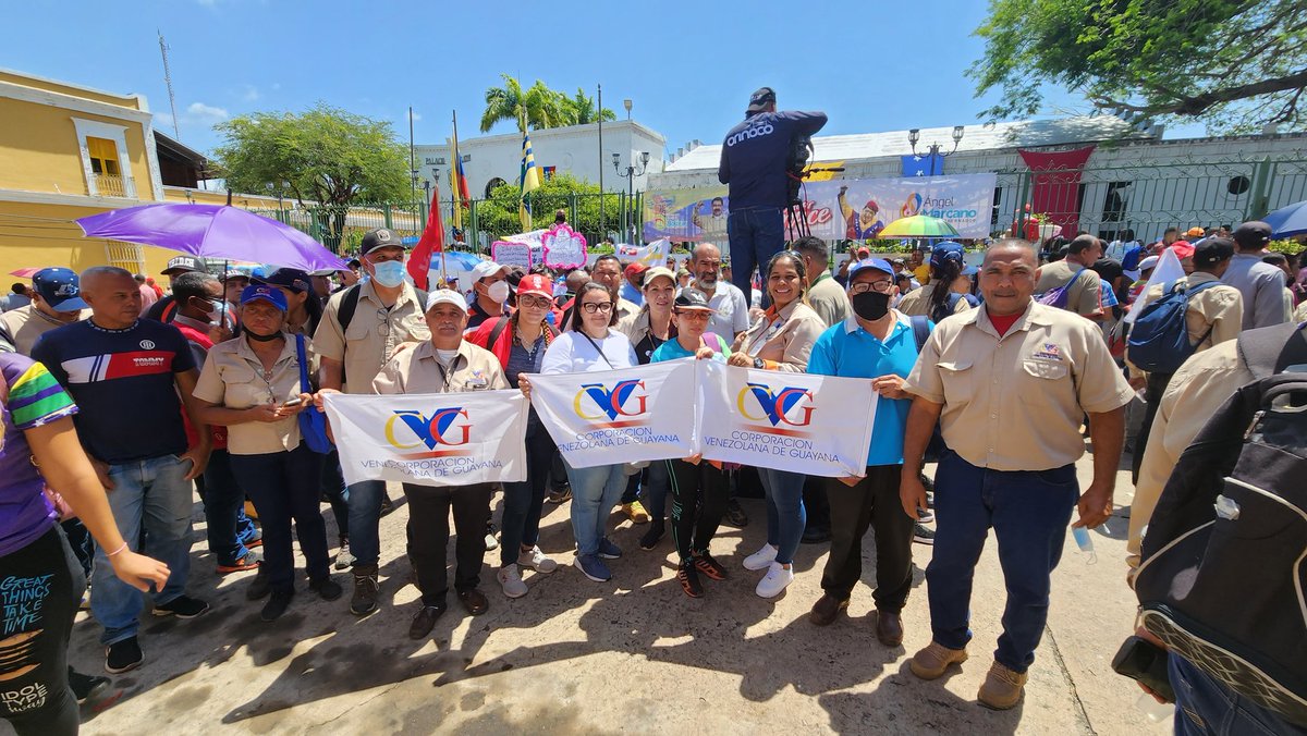 CVG_Oficial's tweet photo. La clase obrera de la CVG, sus empresas tuteladas y el pueblo de Bolívar acompañaron con amor y compromiso patriótico a nuestro Gobernador Obrero @amarcanopsuv durante la  prestación de su Memoria y Cuenta.
#BastaDeImposiciónImperial https://t.co/LUT54HfeZp