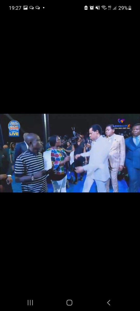 specialreb4's tweet photo. Its for the whole globe!!
#HealingStreams
#PastorChris
#HSLHS
#JesusIsReal https://t.co/KKIwcHHuSE