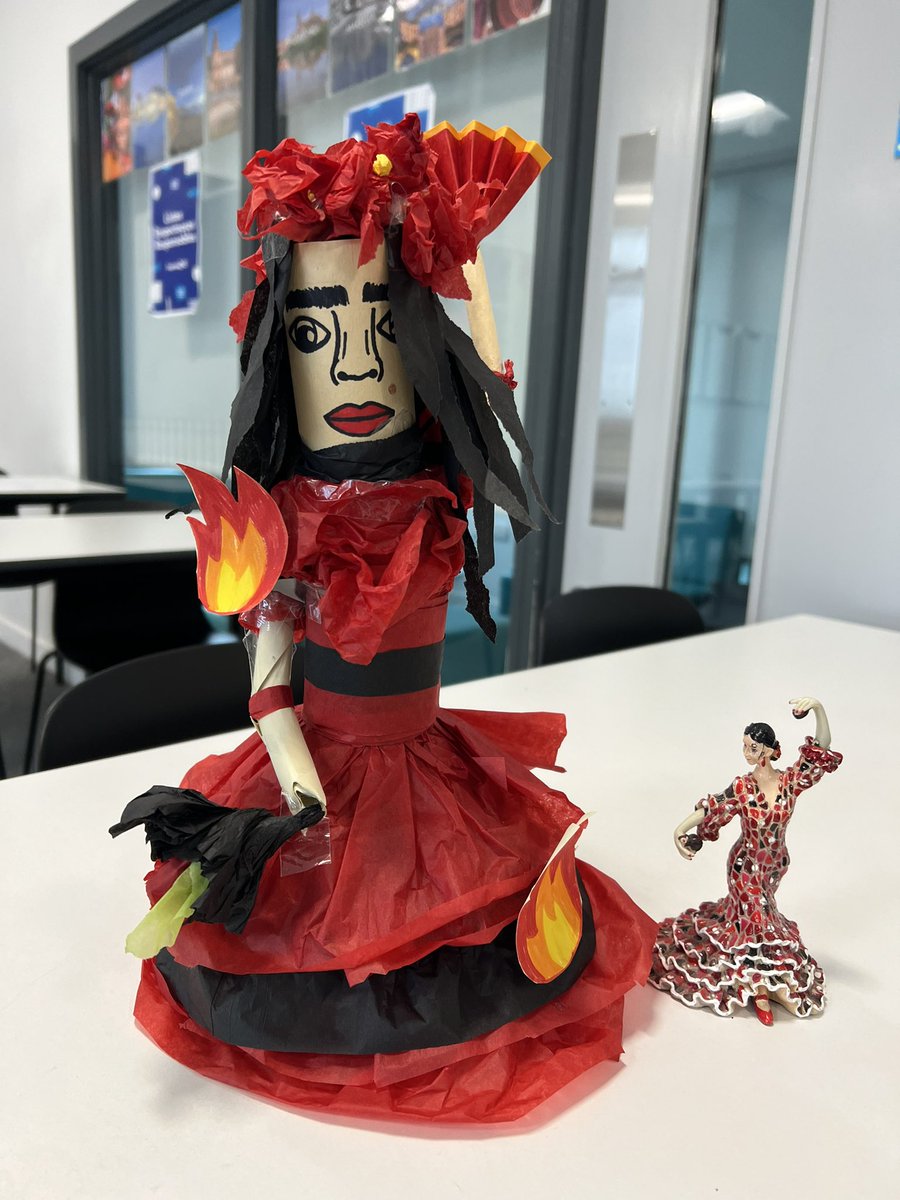 qhslanguages's tweet photo. Our S2 plane to Spain skills academy class have been learning about Las Fallas. One group were keen to make their own version. We think it’s estupendo! Other groups have created Minecraft versions, blookets, and posters. A creative class! @QueensferryHS #workhardbekind https://t.co/ZqjYglumXV