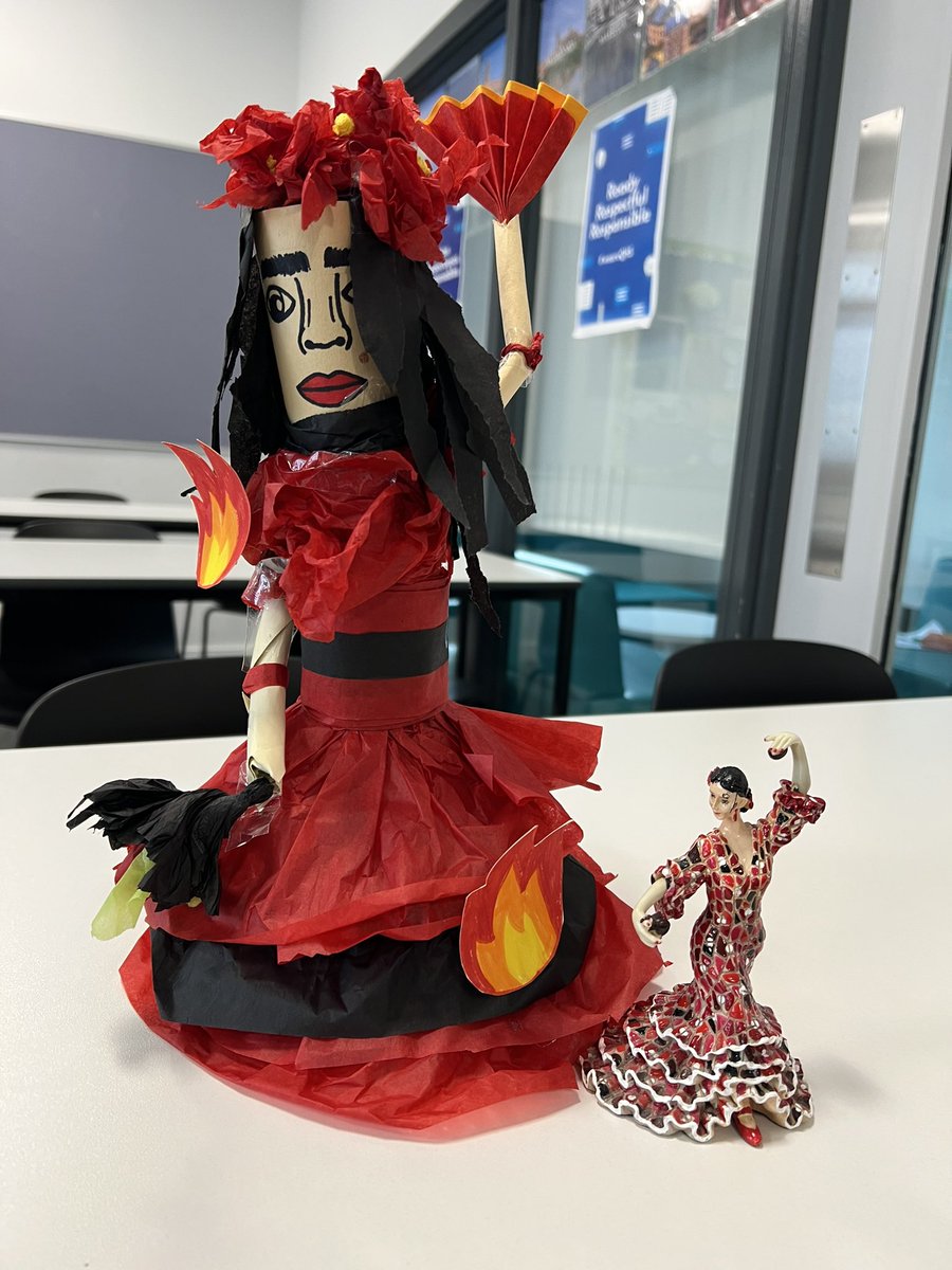 qhslanguages's tweet photo. Our S2 plane to Spain skills academy class have been learning about Las Fallas. One group were keen to make their own version. We think it’s estupendo! Other groups have created Minecraft versions, blookets, and posters. A creative class! @QueensferryHS #workhardbekind https://t.co/ZqjYglumXV