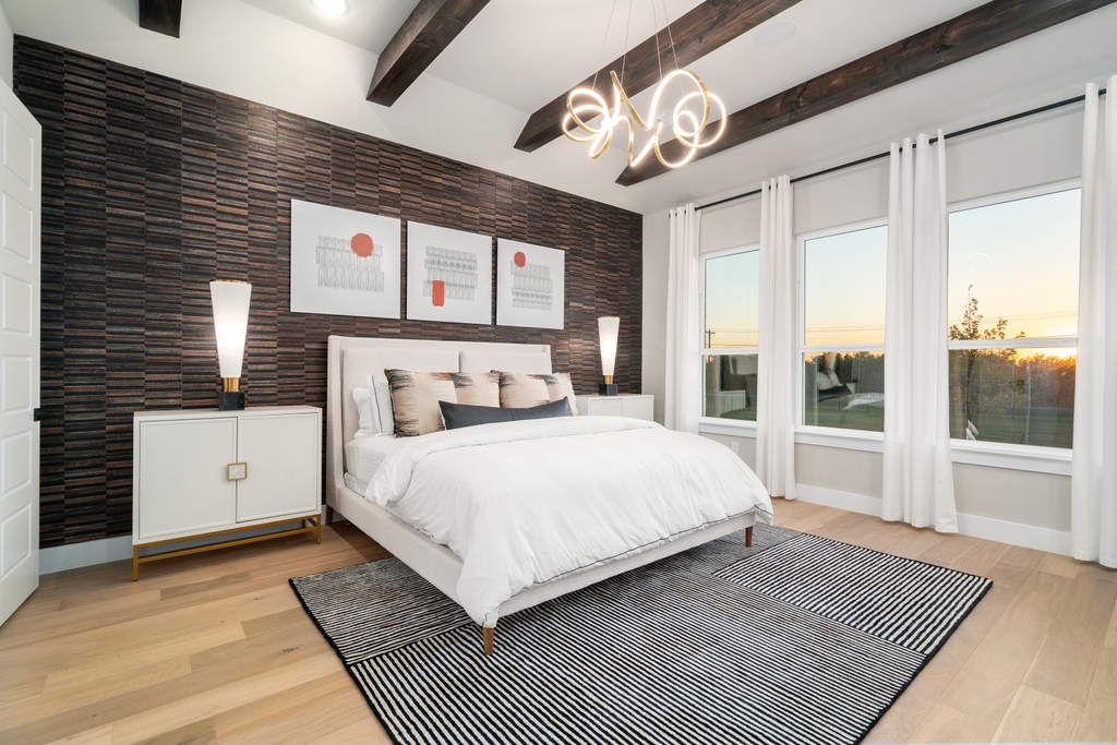 sharp_frame's tweet image. Modern luxury and a nice view! This gorgeous bedroom was photographed in Celina, TX. 🖤

#homebulider #sharpframemedia #dallasrealtor #dfwrealtor #sanantoniotx #sanantoniorealtor #texas #fortworthrealtor #realtor #dallasphotographer