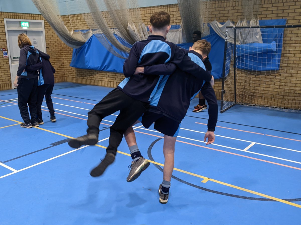 oratoryschool's tweet image. Brilliant #OratoryDrama #Partnership Day with #Langtree &amp;amp; @GillottsHenley pupils, exploring different ways of devising in Drama with @ThePaperBirds @franticassembly &amp;amp; @trestletheatre. Followed by an #OratoryPupil performance of &apos;The IT&apos;, their #DramaGCSE text.
#SchoolsTogether