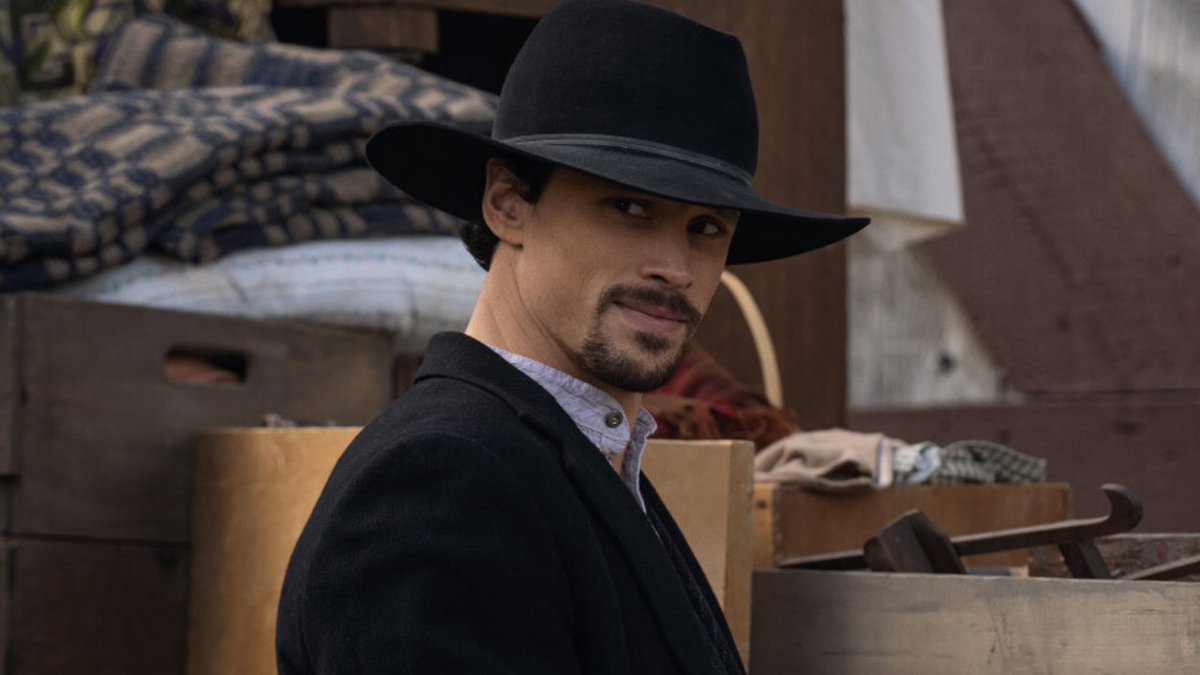 SmilingDionysos's tweet photo. "I can be one charming devil once you get to know me..." ;)
#WalkerIndependence
#TomDavidson #SheriffDavidson #NewSheriffinTown https://t.co/XitSjqHAN2