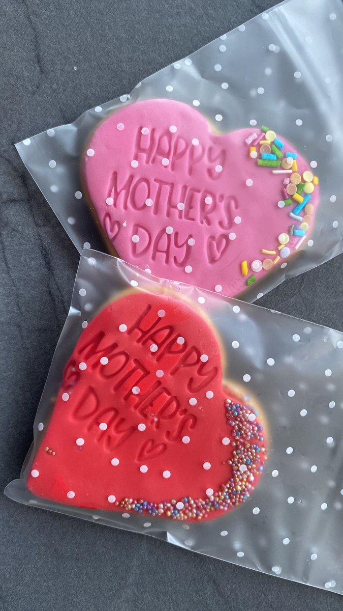 Friends_wd2019's tweet photo. Thank you to all those who purchased from our Mothers Day bake sale today! We genuinely appreciate all of the support! https://t.co/iFeg2H5McV