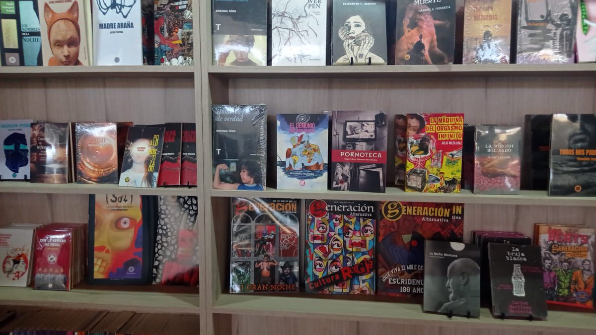 Generación está presente en la feria del libro #UANLeer 2023, con nuestros grandes amigos de <a href="/ed_perifericas/">ed_periféricas</a> .
Un excelente catálogo junto con lo más recientemente publicado por Generación.
Del 15 al 19 de marzo, Colegio Civil Centro Cultural Universitario (Centro, Monterrey).