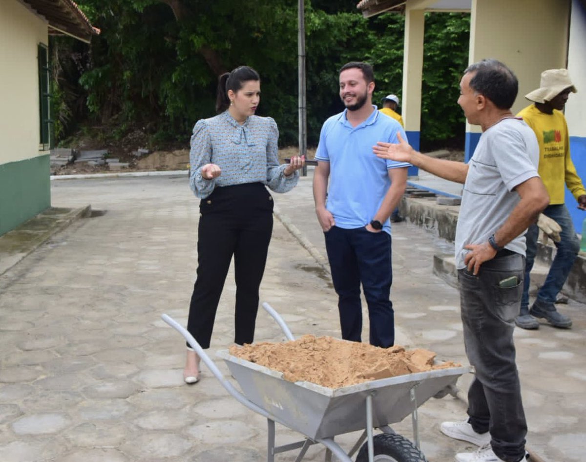 queiroz_raysa's tweet image. Durante visita ao Centro Social dos Servidores, tive a oportunidade de acompanhar o andamento das obras dos chalés. O objetivo é recuperar o espaço, que funciona como área de lazer, hospedagem e confraternização dos servidores públicos estaduais.