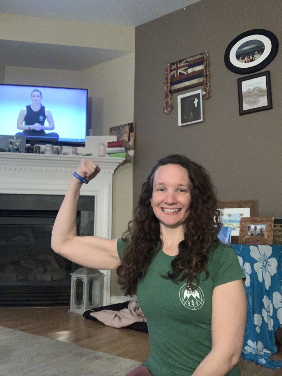 Flashback to MPC 2020 for today’s yoga session! <a href="/MyPeakChallenge/">My Peak Challenge</a> <a href="/SamHeughan/">Sam Heughan</a> <a href="/PeakersRaleigh/">Raleigh Peakers</a> #mypeakchallenge #peakingreen #StPatrickDay #eringobragh